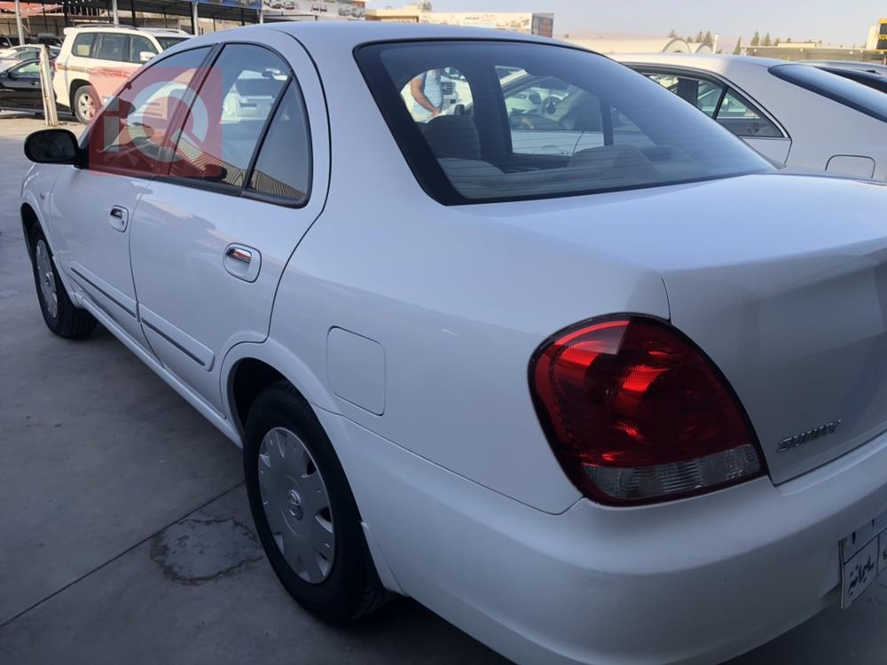 nissan sunny 2010 japan