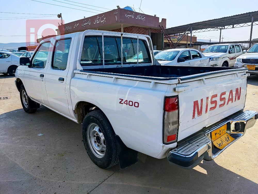 nissan 2001 pickup