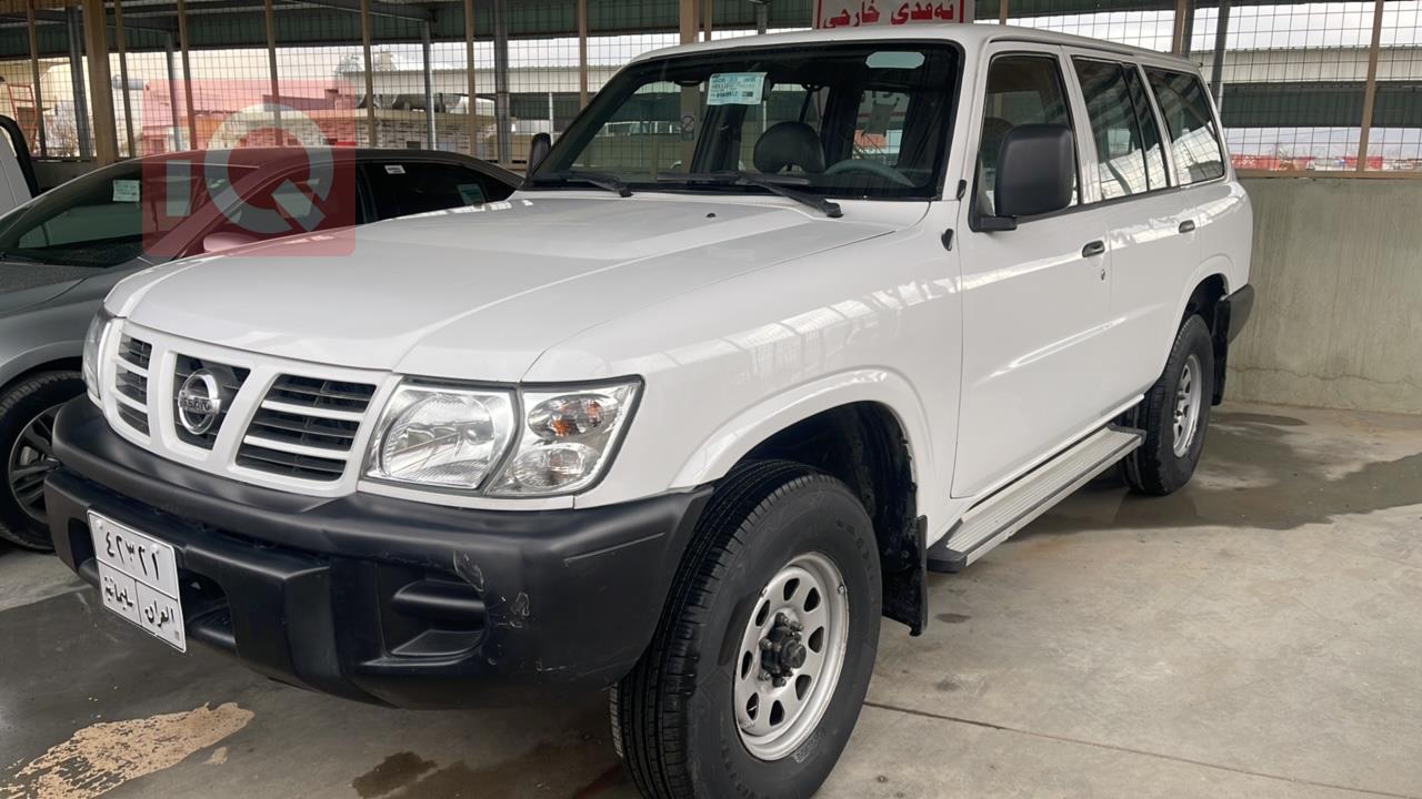 nissan patrol 2002