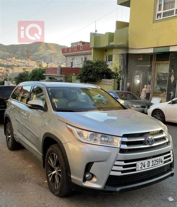 Toyota Highlander 2017 - $27,500 for sale